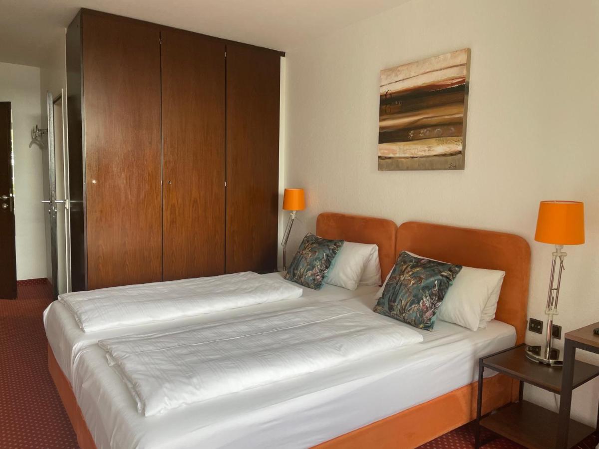 Hotel Unterfeldhaus Erkrath Exteriör bild