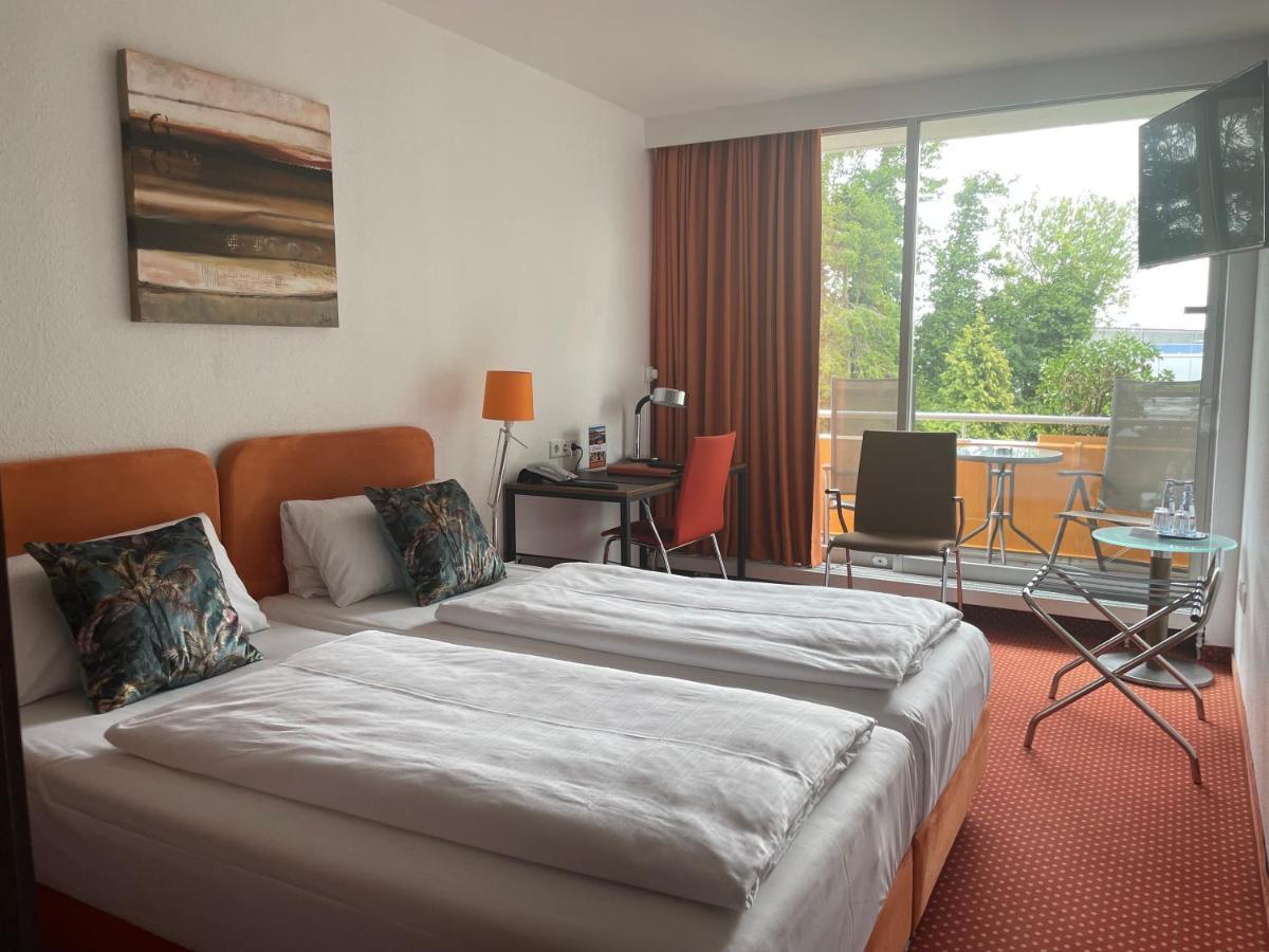 Hotel Unterfeldhaus Erkrath Exteriör bild