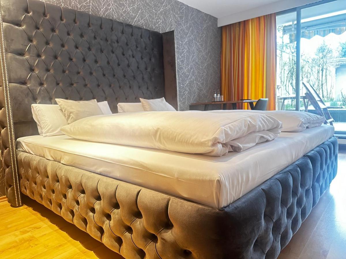 Hotel Unterfeldhaus Erkrath Exteriör bild