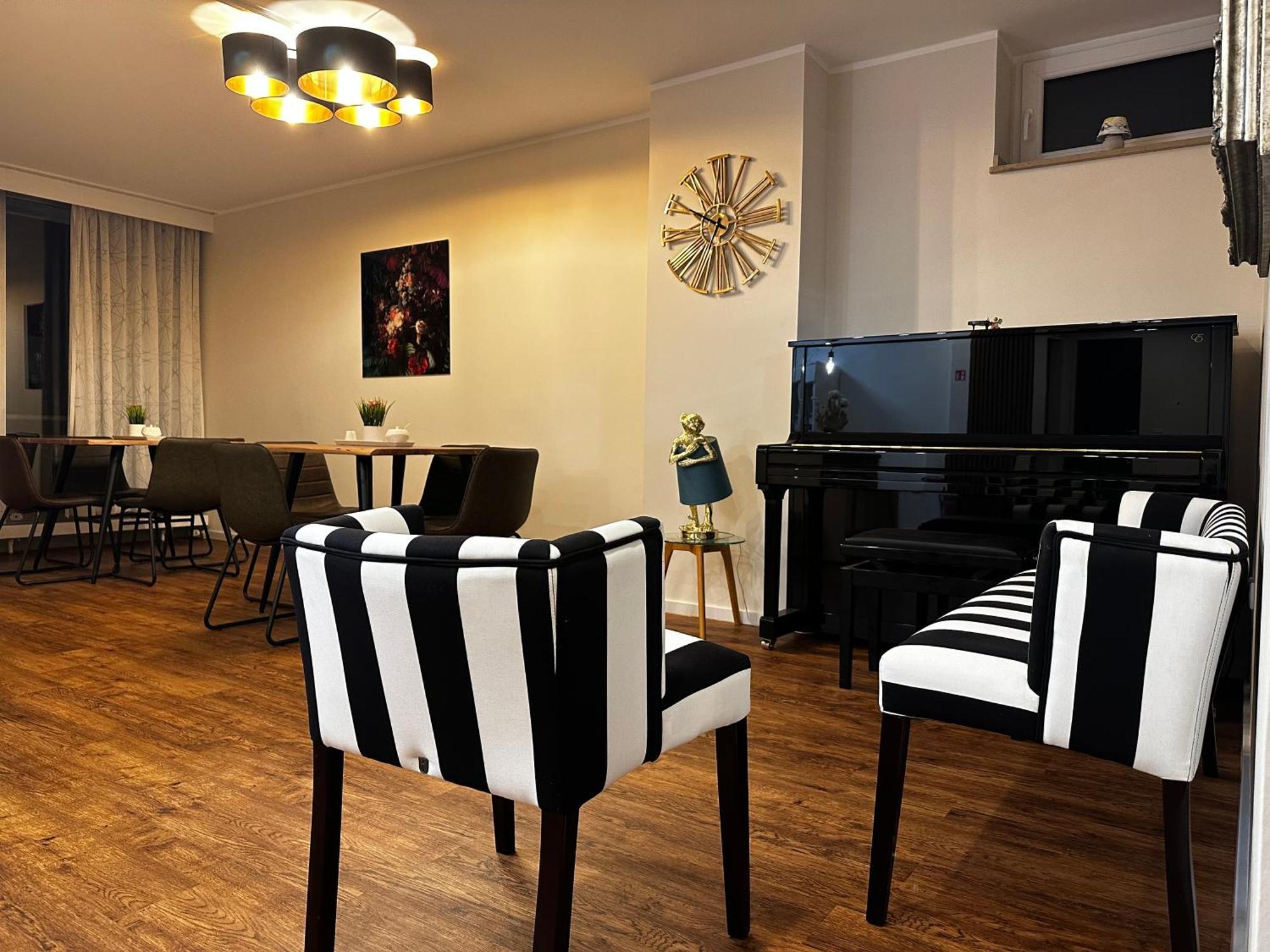 Hotel Unterfeldhaus Erkrath Exteriör bild