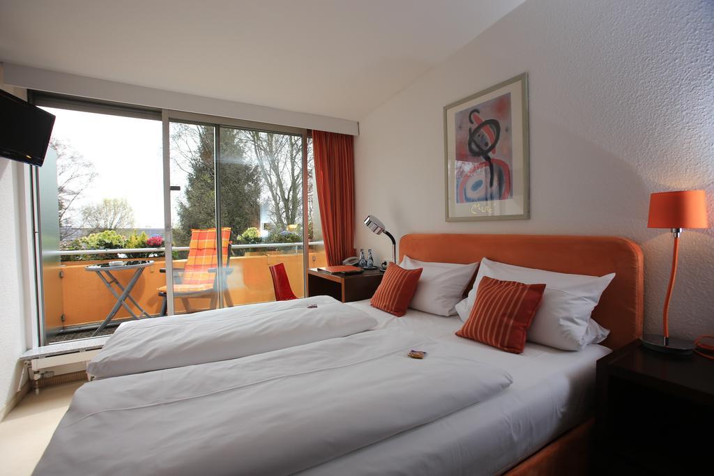 Hotel Unterfeldhaus Erkrath Exteriör bild