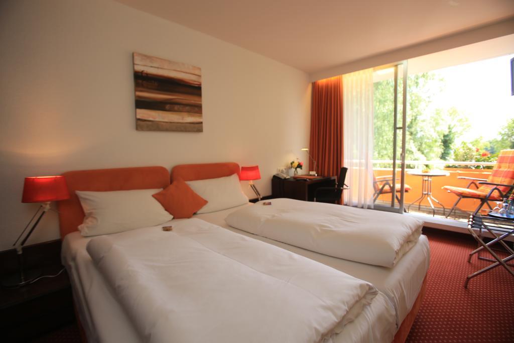 Hotel Unterfeldhaus Erkrath Exteriör bild