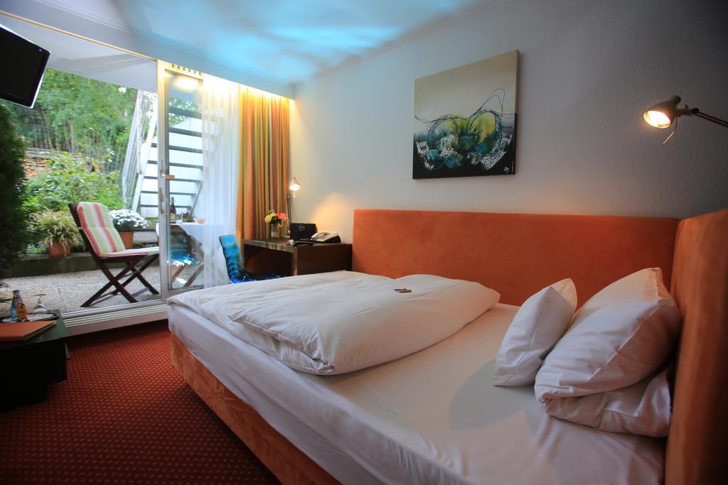 Hotel Unterfeldhaus Erkrath Exteriör bild