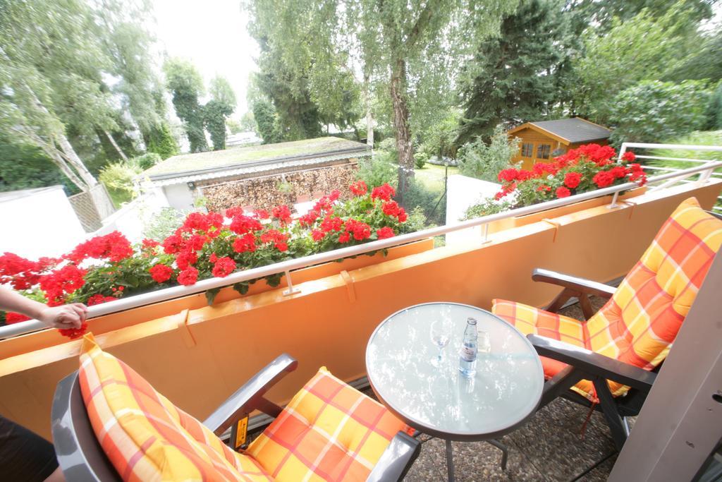 Hotel Unterfeldhaus Erkrath Exteriör bild